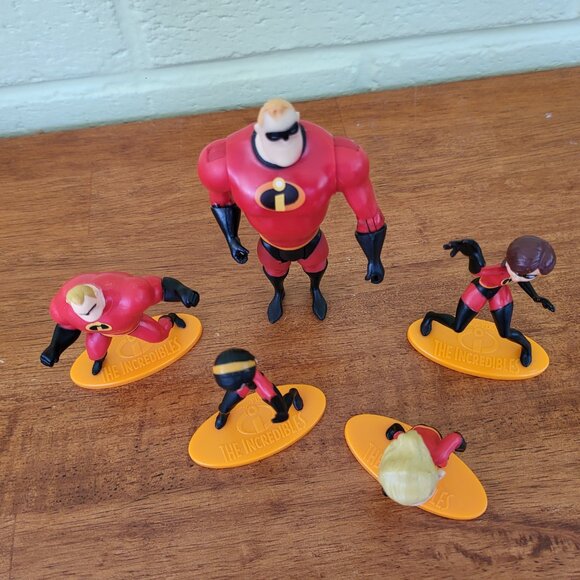 Disney Pixar The Incredibles Mini Action Figure Lot of 5 toys Pretend Play T3 - Picture 5 of 6